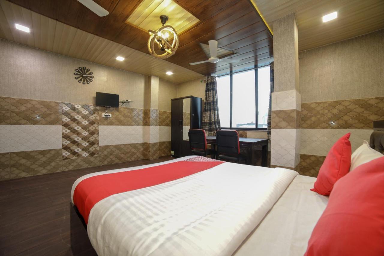 Oyo Flagship Hotel Chandani Rāipur Екстериор снимка